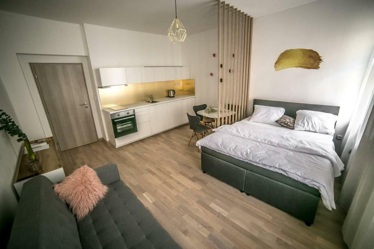 Prague Friendly Apartments In Prag Eksteriør billede