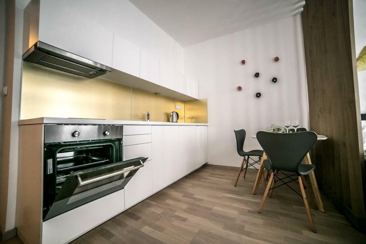 Prague Friendly Apartments In Prag Eksteriør billede