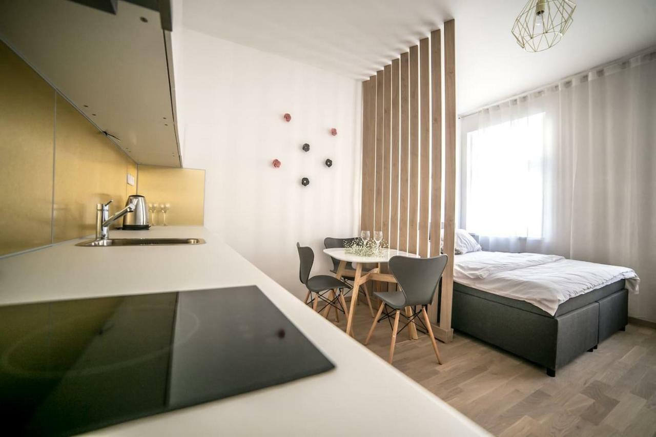 Prague Friendly Apartments In Prag Eksteriør billede